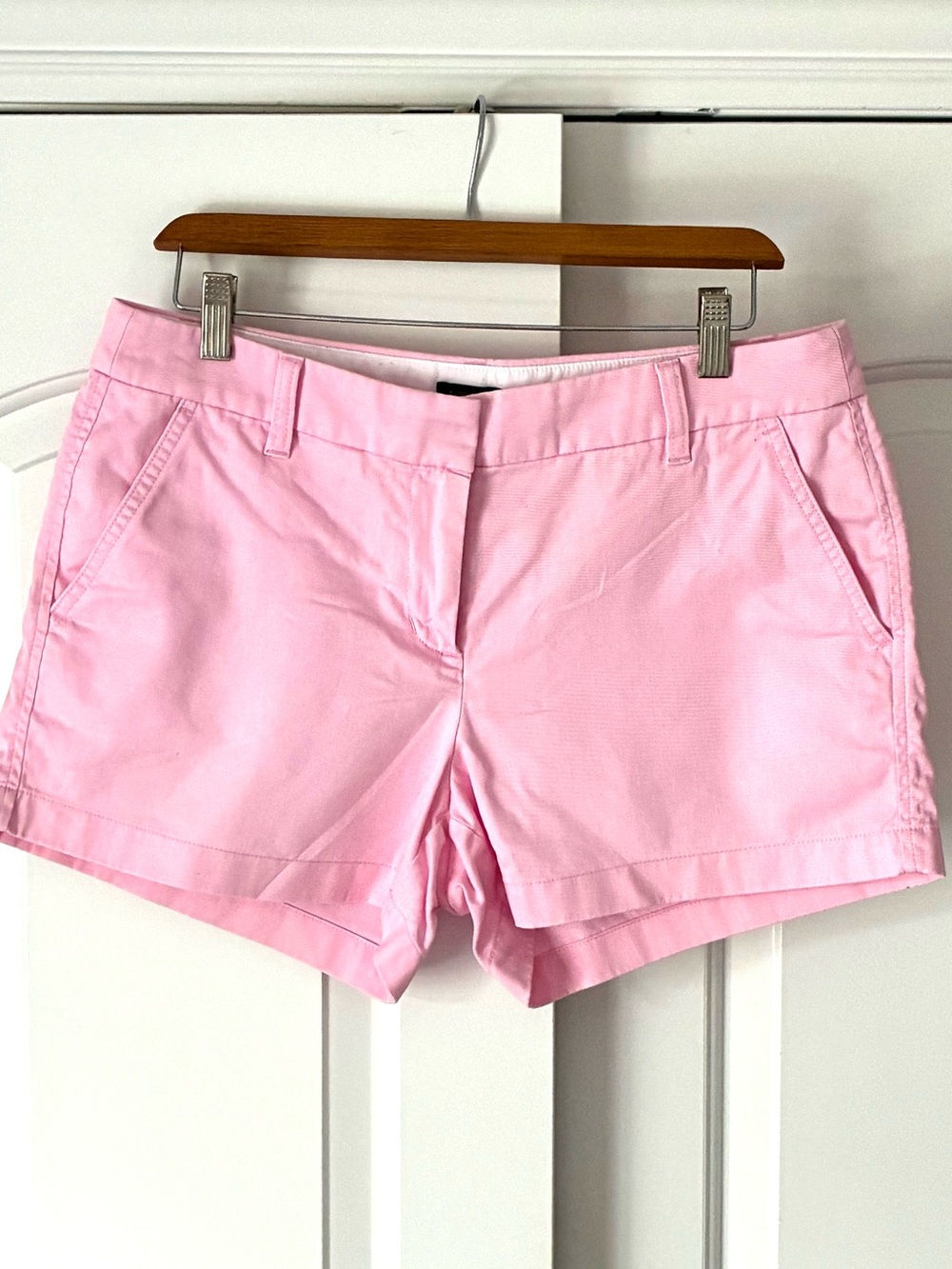 Rarely Worn! Women’s JCrew Pink Cotton Chino Shorts 3.5”